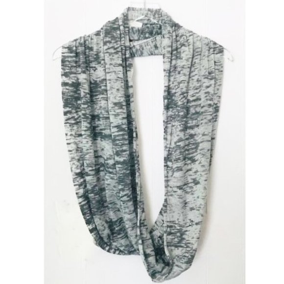 FOREVER 21 GRAY SPACE DYE COTTON BLEND INFINITY SCARF OS - Picture 5 of 5